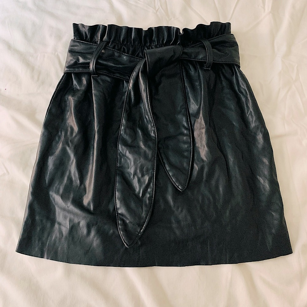 Another Story- Black Faux Leather Paperbag Skirt with belt. 😍